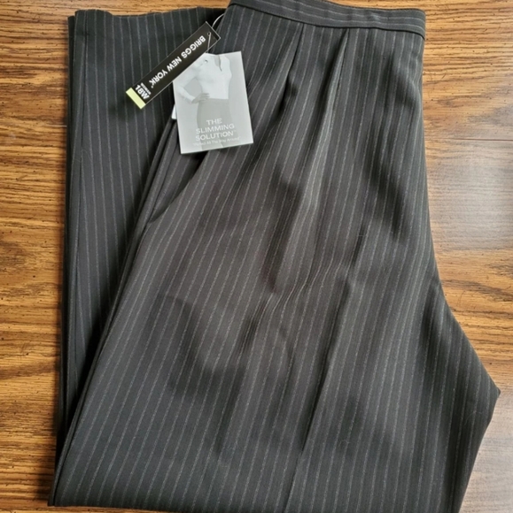 NWT- Briggs New York The Slimming Solution Pants - Picture 2 of 8